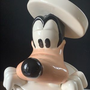 Disney Goofy cookie jar